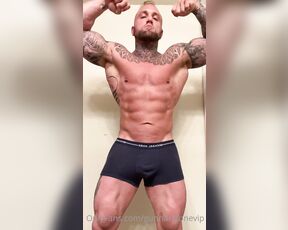 Gunnar Stone VIP aka gunnarstonevip OnlyFans Video - A bit of flexing for my loyal subs  GetStoned