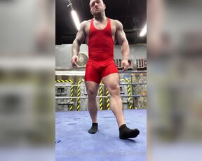 Gunnar Stone VIP aka gunnarstonevip OnlyFans Video - Some quick posing and getting a pump before my match yesterday  GetStoned