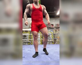 Gunnar Stone VIP aka gunnarstonevip OnlyFans Video - Some quick posing and getting a pump before my match yesterday  GetStoned