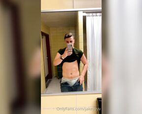 Jakeyyyv aka jakeyyyv OnlyFans Video - Just jerked off in this public restroom Hmu to see the cumshot  could only get