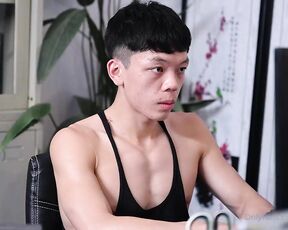 Yowei Hsu aka yukiyukihsu OnlyFans Video - 12-19-2021 - Wet and horny nap dream in the office 2200 don_taiwan