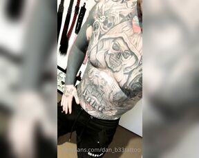 Dan_b33tattoo aka dan_b33tattoo OnlyFans Video - 11-02-2020 - Anyone wanna help me undress Tip me if you want the chance