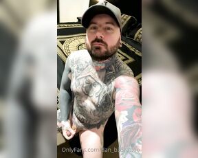 Dan_b33tattoo aka dan_b33tattoo OnlyFans Video - 01-01-2021 - Happy new year