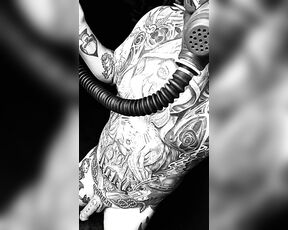 Dan_b33tattoo aka dan_b33tattoo OnlyFans Video - 01-17-2020 - Mask on