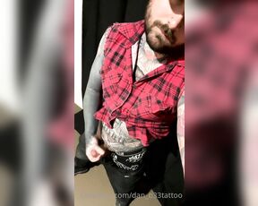 Dan_b33tattoo aka dan_b33tattoo OnlyFans Video - 05-12-2021 - I like red and black