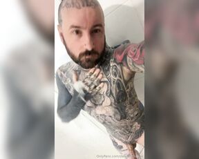 Dan_b33tattoo aka dan_b33tattoo OnlyFans Video - 06-23-2024 - What else do you wanna see on my page