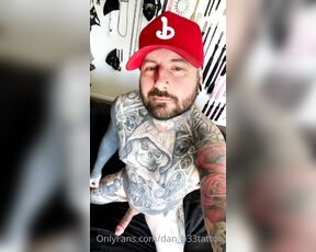 Dan_b33tattoo aka dan_b33tattoo OnlyFans Video - 01-21-2023 - What do you want me to use on you first