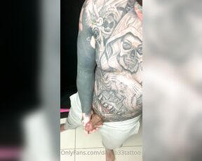 Dan_b33tattoo aka dan_b33tattoo OnlyFans Video - 05-07-2020 - Winter means grey sweats