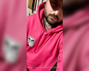 Dan_b33tattoo aka dan_b33tattoo OnlyFans Video - 06-10-2020 - On Wednesdays we wear pink