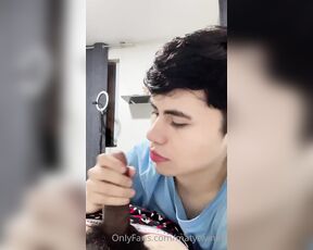 MatyTwink aka matytwinkk OnlyFans Video - 10-09-2022 - look how I suck my daddys horny cock