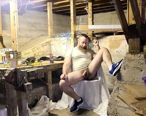 My-Gay-Erotica aka m-g-e OnlyFans Video - 05-20-2024 - Was so much fun to get horny while cleaning up the GARAGE, and then just laying