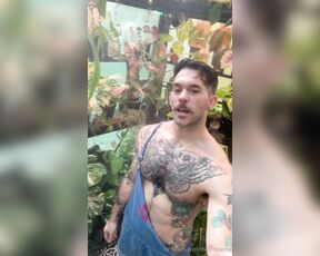 TRO onlyPlants aka theofficialtro OnlyFans Video - 01-07-2024 - Oh no Im all wet