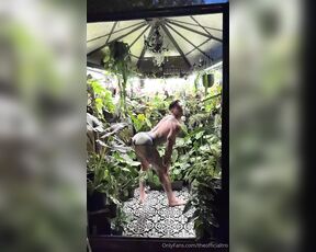 TRO onlyPlants aka theofficialtro OnlyFans Video - 01-17-2024 - Really putting my back into it