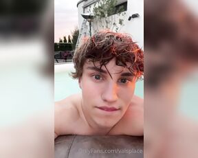 Valentin aka valsplace OnlyFans - Come and join me in the hot tub Im so horny