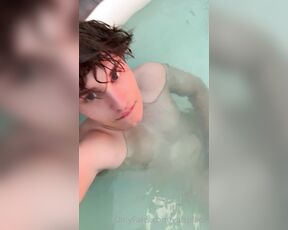 Valentin aka valsplace OnlyFans - Come and join me in the hot tub Im so horny