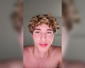 Valentin aka valsplace OnlyFans - Good night routine after skincare