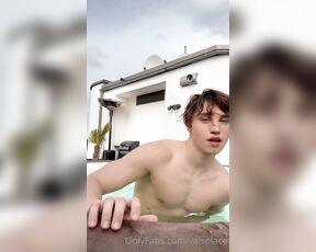 Valentin aka valsplace OnlyFans - I need a dick and a hole to join me in the hot tub