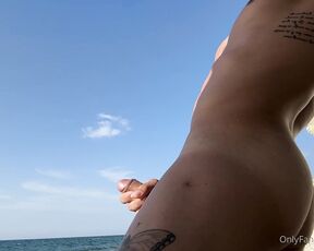 Alejo Pino aka hotalex6 OnlyFans - Sex in the beach