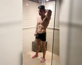 Malik Delgaty aka malikdelgaty OnlyFans - Cozy Sunday Morning In The Shower