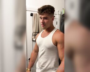 Malik Delgaty aka malikdelgaty OnlyFans - Brute strength in action