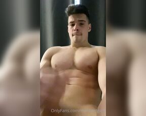 Malik Delgaty aka malikdelgaty OnlyFans - A nice POV of a late JO session with a massive load at the end