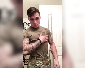 OnlyXXXGuys aka onlyxxxguys OnlyFans - Who doesnt appreciate a hot soldier Meet Gunnar Brice, aka @tadbittatted 23) from Nashville,