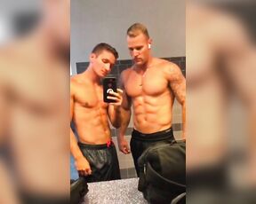 OnlyXXXGuys aka onlyxxxguys OnlyFans - What stunners @saltyboys, two American boys from the South They had sex in the garage Bryce