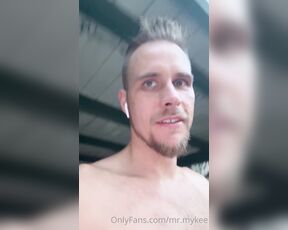 Mr Mykee aka mr.mykee OnlyFans Video - 09-07-2022 - New knee show off