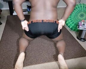 MrGoudreauXXX aka mrgoudreauxxx OnlyFans Video - 04-22-2020 - Naked ass display on the floor