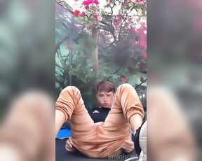 Brian Israelow aka bisraelow OnlyFans Video - 10-13-2022 - Me preñas en mi brincolin