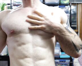 Baxxx aka baxxxbox OnlyFans Video - 08-18-2023 - For the flex fans  Probably my best ever shape