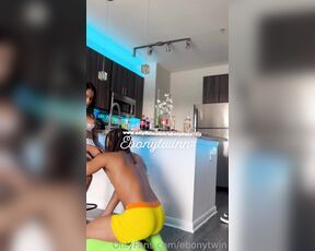 Ebonytwin aka ebonytwin OnlyFans Video - 05-08-2023 - Sucking girldick Felt good in my throat