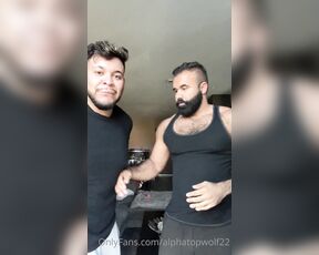 Persian Alpha Wolf aka alphatopwolf22 OnlyFans Video - 12-15-2022 - Ive been watching his booty jiggle all over my twitter feed for awhile and I finally