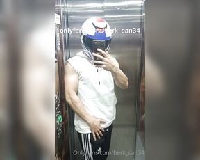 Mr Berk aka berk_can34 OnlyFans Video - 08-30-2022 - I delivered the order while working as a courier