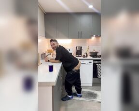 Mr Berk aka berk_can34 OnlyFans Video - 01-23-2024 - dancerqueer ona