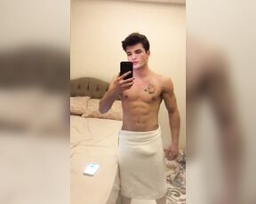 Kurt Dovmeli aka kurtadamxxx OnlyFans Video - 01-12-2020 - Come dance with me Benimle dans etmek istermisin