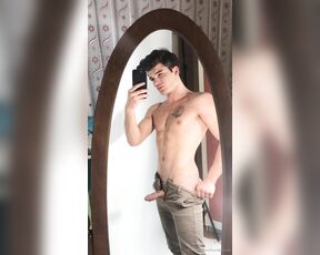 Kurt Dovmeli aka kurtadamxxx OnlyFans Video - 04-19-2020 - Karantina nasıl geçiyor  How is quarantine going