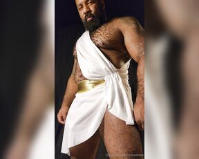 Claxxxtoka aka claxxxtoka - 10-26-2023 OnlyFans Video - As your emperor, I, Daddicus Thickdikus, decree that your holes are mine