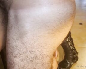 Choloso aka choloso - 07-27-2023 OnlyFans Video - The Muscled Orgy  Alot of Sweat, 2 bottoms moaning and screaming while being raaapped by