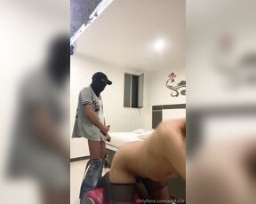 Apt 410 aka apt410x - 10-10-2024 OnlyFans Video - Que chimba como le hago cerrar los ojitos vecino  la próxima vez seré más perra