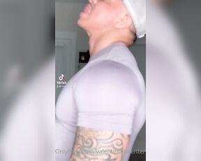 Valentino The Entertainer aka valentinotheentertainer - 06-14-2022 OnlyFans Video - Who should I collab with Next Tag them in the comments