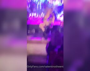 Valentino The Entertainer aka valentinotheentertainer - 10-20-2021 OnlyFans Video - Video 26 So sinfully_sweet came to my Magic Mike Show Watch the fun we have when