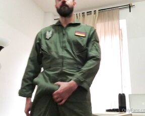 Andy Onassis XXL aka andyonassis - 03-20-2023 OnlyFans Video - Military XXL big Cock cream cum