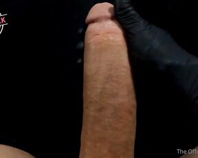 Horse Cock aka horse_cock - 06-10-2021 OnlyFans Video - The pre cum was already bubbling up