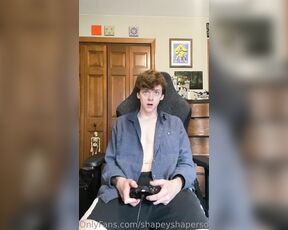 OnlyXXXGuys aka onlyxxxguys OnlyFans - I got too horny while gaming, admits @shapeyshaperson, a quirky boy from Wisconsin, somewhere between