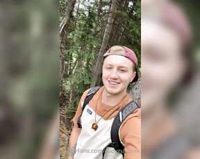 OnlyXXXGuys aka onlyxxxguys OnlyFans - Cruising in the woods is something cutie @CodyGunzXXX enjoys a lot This Colorado boi with