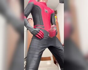 OnlyXXXGuys aka onlyxxxguys OnlyFans - Spider man jerks off and cums on himself, says @victtxrrr, a popular Spanish influencer, who needs two