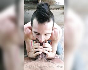 OnlyXXXGuys aka onlyxxxguys OnlyFans - A haircut session of @tropicalfarmboys a joint couples page) escalated quickly #longvid This couple moved from