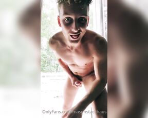 OnlyXXXGuys aka onlyxxxguys OnlyFans - Just another morning in the life of curly cutie @masonstackhaus  he went outdoors naked, with