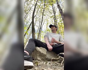 OnlyXXXGuys aka onlyxxxguys OnlyFans - Hiking makes me HORNY! Stopped off the trail to jerk off in the woods , says